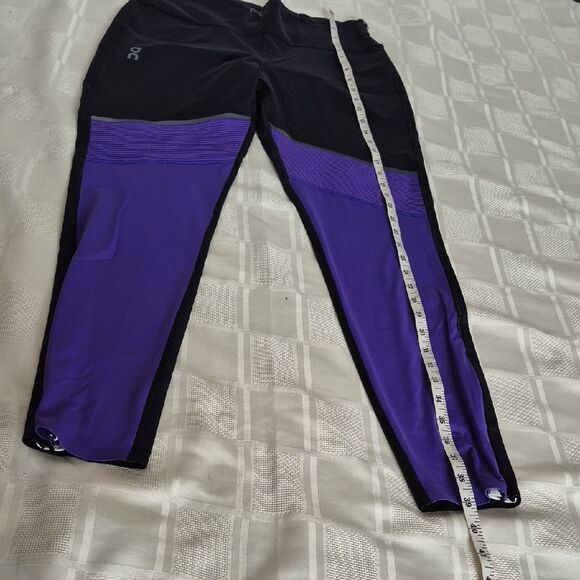 On Running Women's Black & Purple Tights Long - Picture 6 of 16